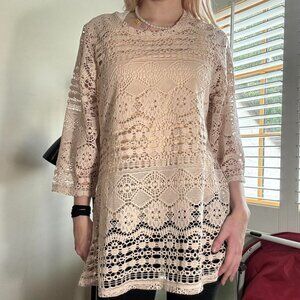 Kate & Henry Nude Crochet Lace Tunic Top with Lining – Size Large